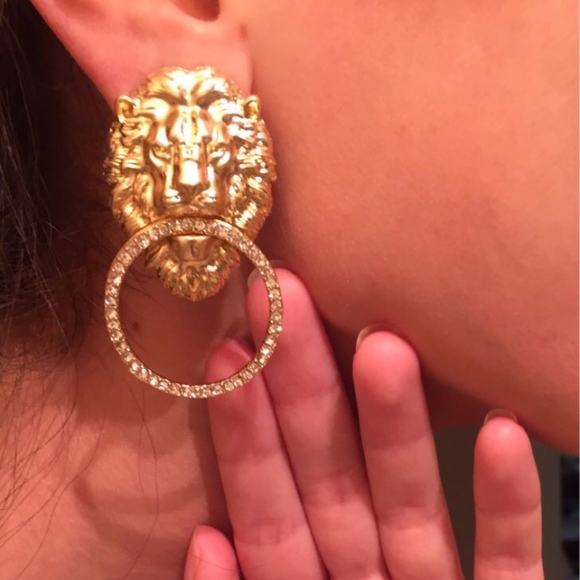 Lion Head Door Knocker Rhinestone Gold Earrings - Picture 7 of 8